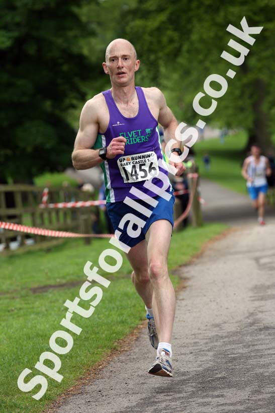 Raby Castle 10k, County Durham. Photo: David T. Hewitson/Sports for All Pics